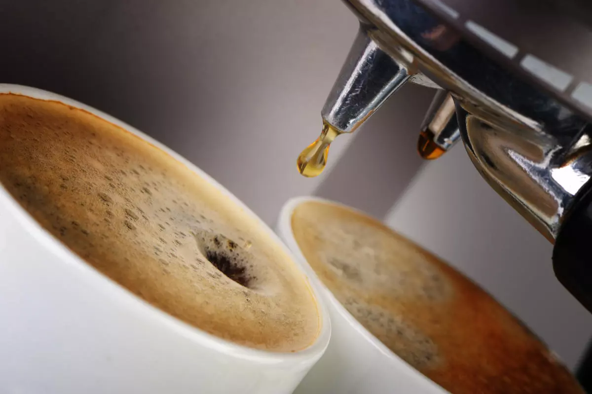 Kaffebryggare-droppar-kaffe
