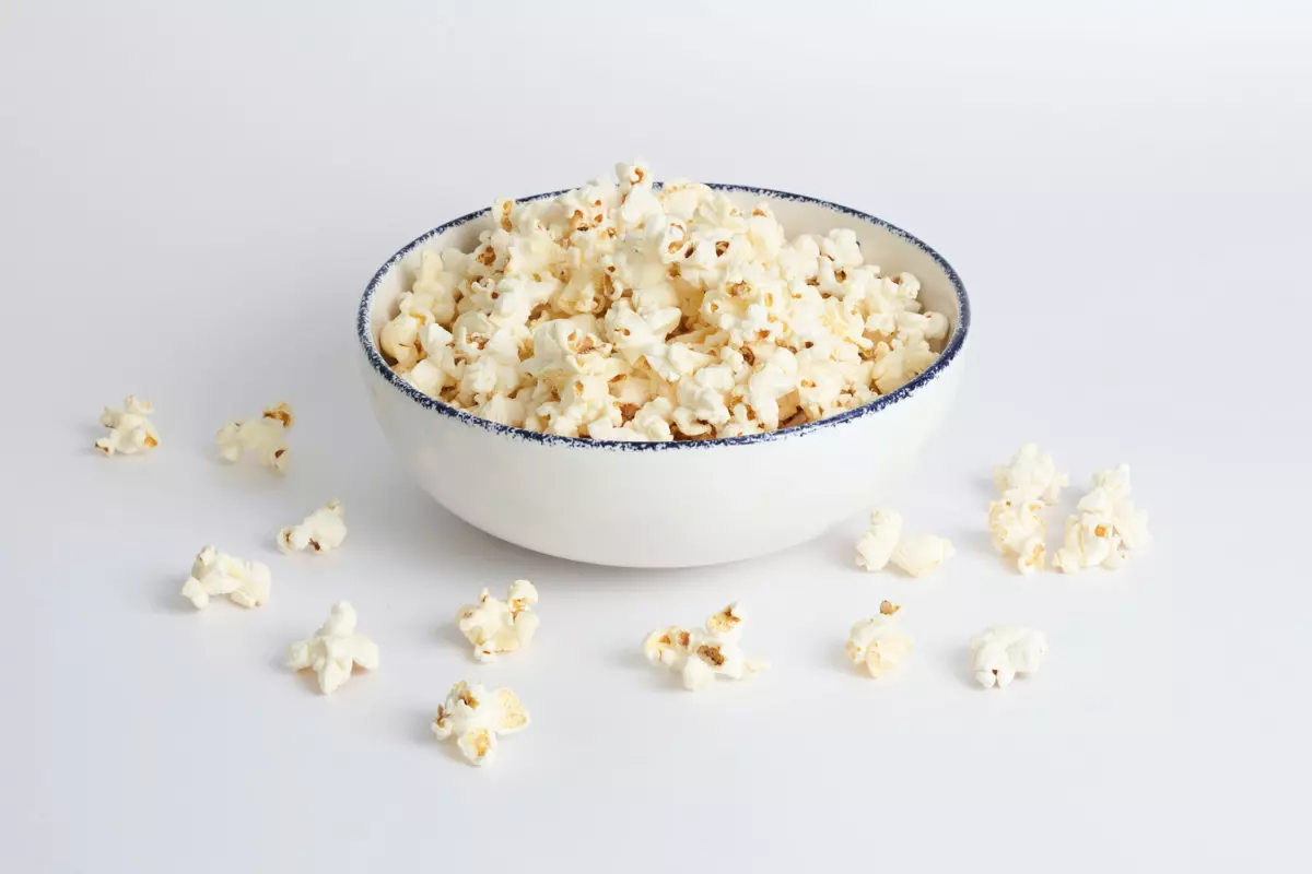 Popcorn-i-skål